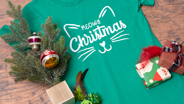 Christmas cat t-shirt